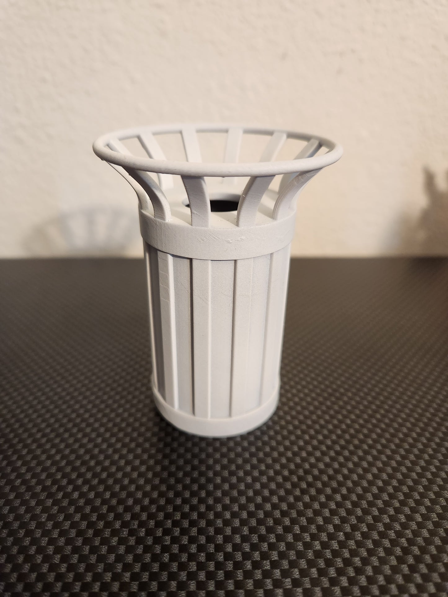 Trash Can (Park)