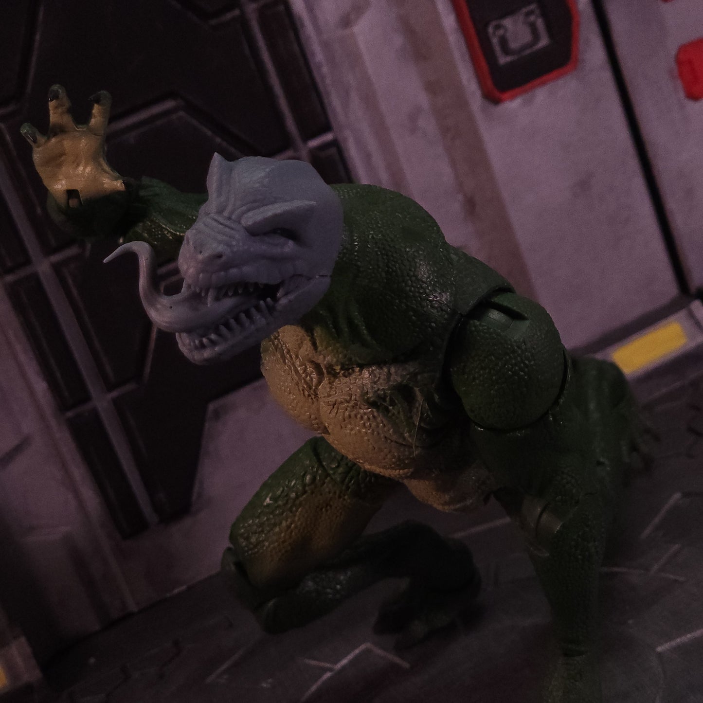Sinister Reptile